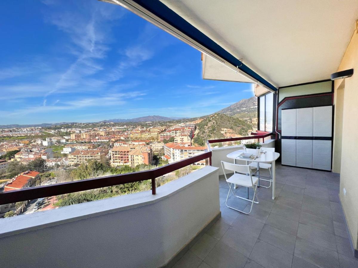 Apartamento A 900 M De La Playa Y Con Vistas Al Mar En Fuengirola Ngoại thất bức ảnh