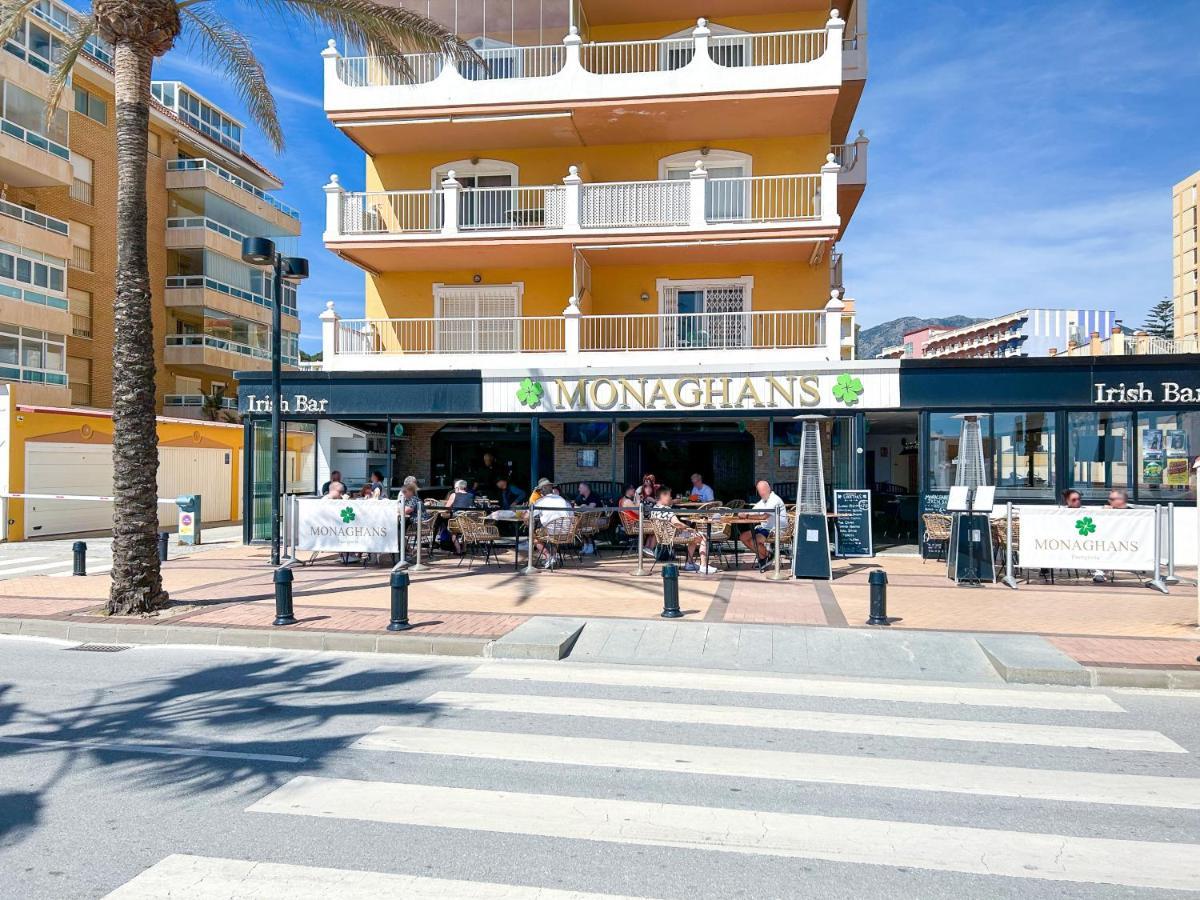Apartamento A 900 M De La Playa Y Con Vistas Al Mar En Fuengirola Ngoại thất bức ảnh