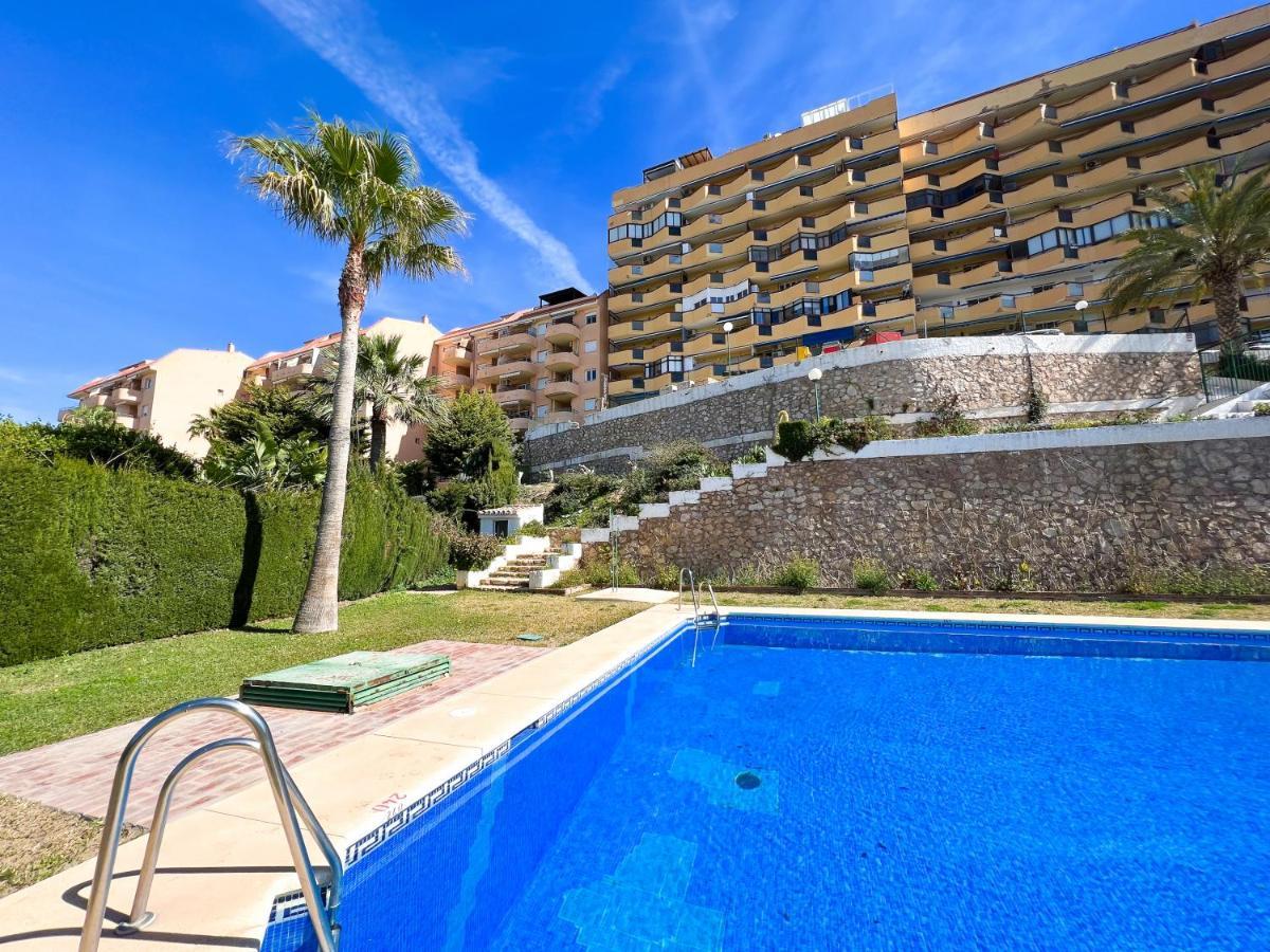 Apartamento A 900 M De La Playa Y Con Vistas Al Mar En Fuengirola Ngoại thất bức ảnh