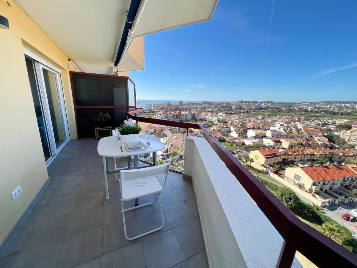 Apartamento A 900 M De La Playa Y Con Vistas Al Mar En Fuengirola Ngoại thất bức ảnh