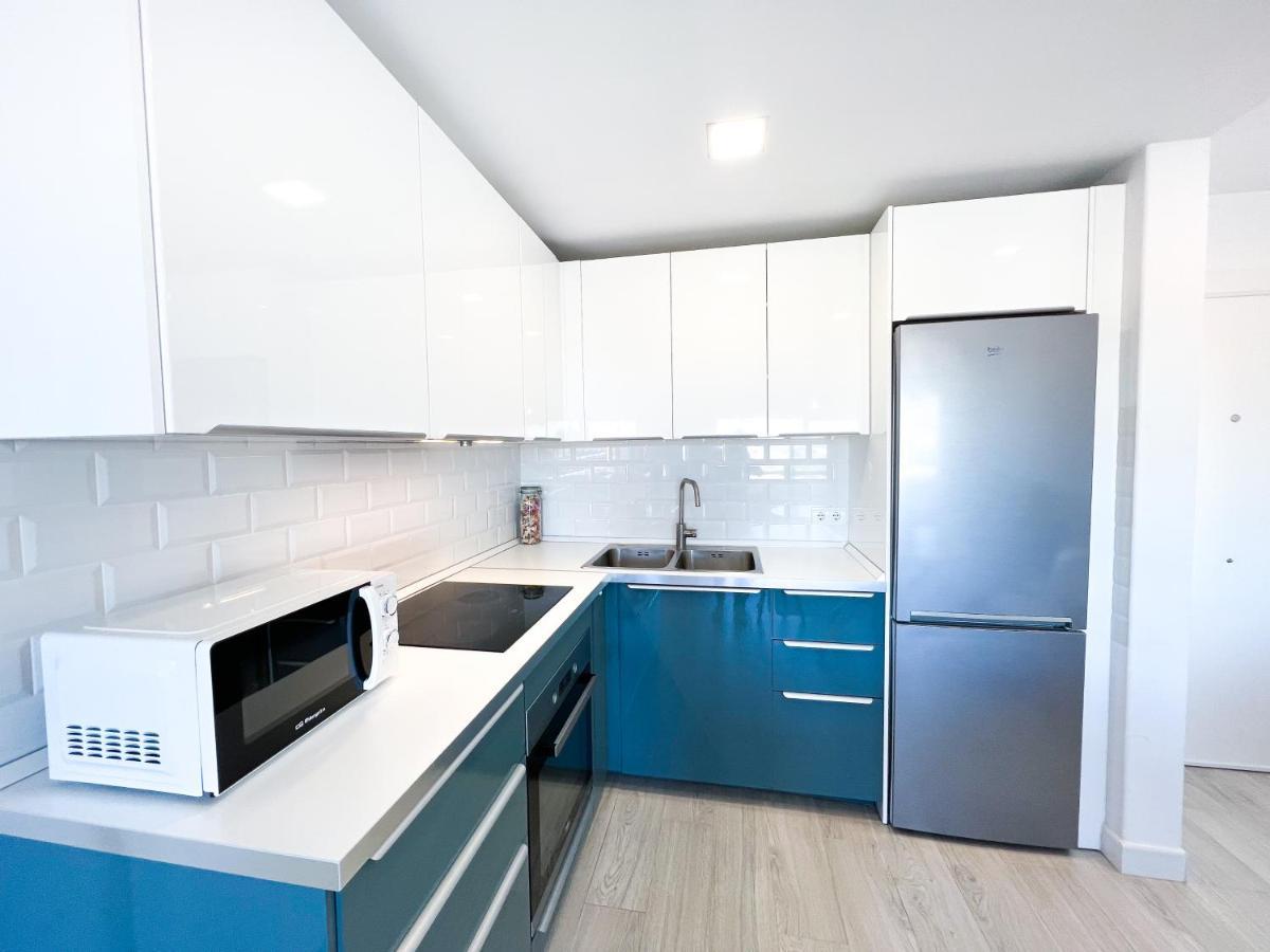 Apartamento A 900 M De La Playa Y Con Vistas Al Mar En Fuengirola Ngoại thất bức ảnh